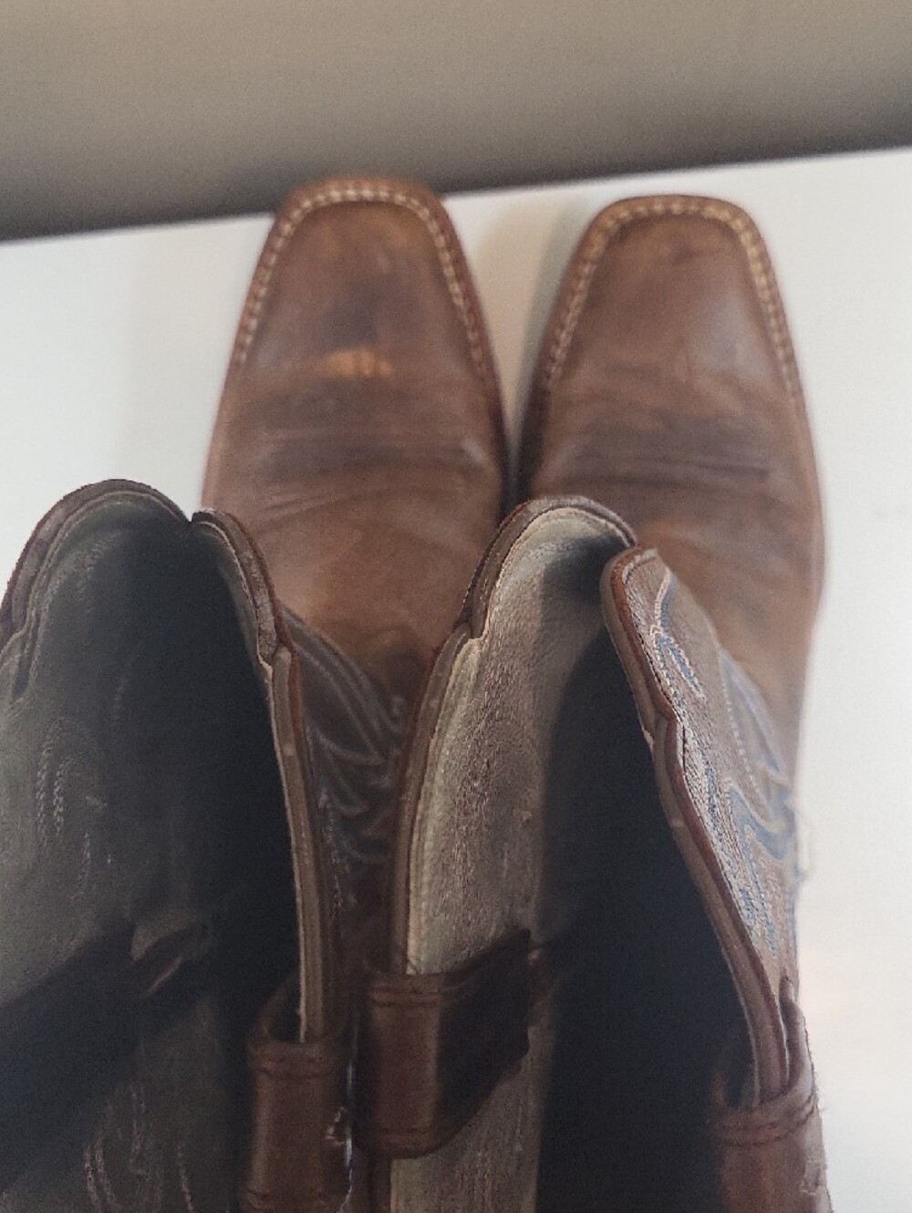 ARIAT Brown Leather Western Cowboy Boots with Embroidered Shaft, SIZE 8.5 - Picture 8 of 13